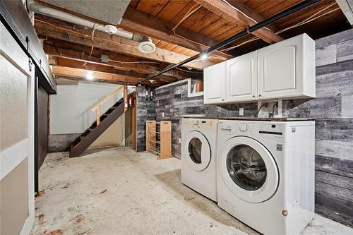 723 Mclean Ave, Selkirk, MB - Indoor Photo Showing Laundry Room