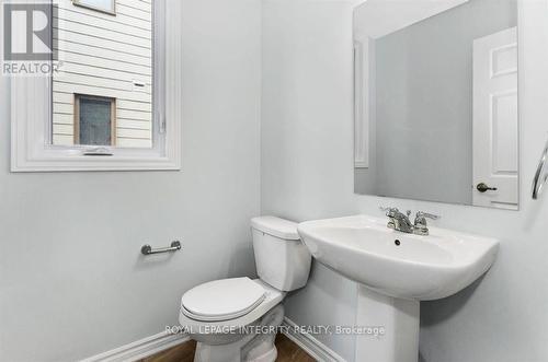 273 Squadron Crescent, Ottawa, ON - Indoor Photo Showing Bathroom