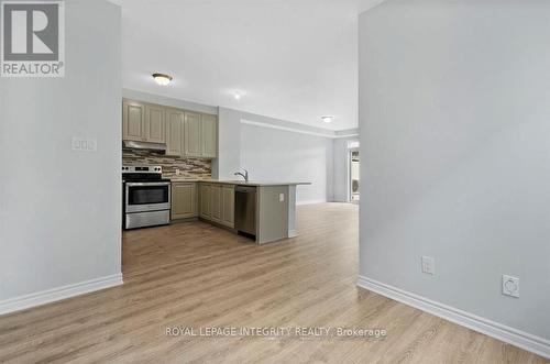 273 Squadron Crescent, Ottawa, ON - Indoor Photo Showing Kitchen