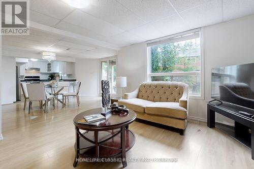 LOWER LEVEL - 267 SAVAGE ROAD , Newmarket, Ontario L3X 1S1 4