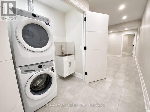BASEMENT - 58 AURA LEA BOULEVARD , Toronto, Ontario M9M 1K5 5