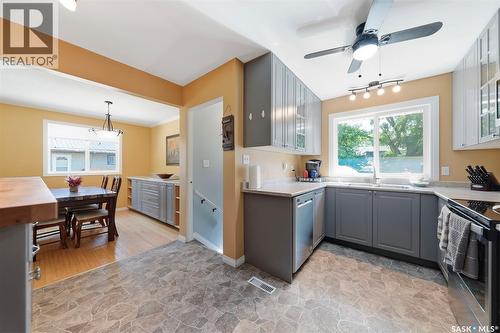 767 22Nd Street E, Prince Albert, SK - Indoor Photo Showing Kitchen