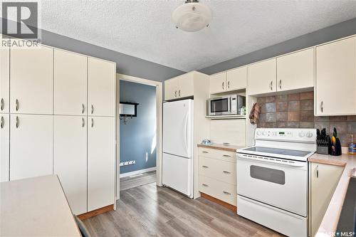 342 Aspon Avenue, Allan, SK - Indoor Photo Showing Kitchen