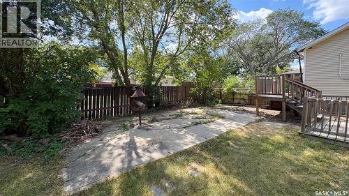 647 Robinson Street, Regina, SK - Outdoor