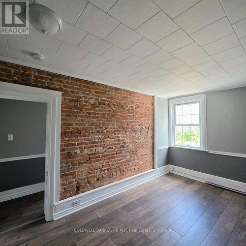 3 - 47 WILLIAM STREET N , Kawartha Lakes (Lindsay), Ontario K9V 3Z9