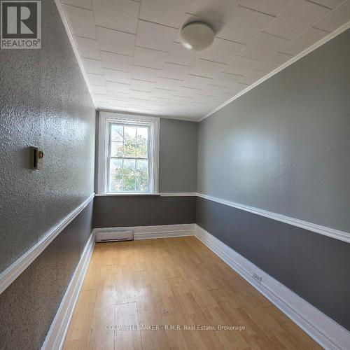 3 - 47 WILLIAM STREET N , Kawartha Lakes (Lindsay), Ontario K9V 3Z9 5