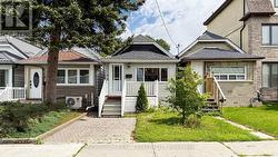 65 ELDON AVENUE Toronto, ON M4C 5G2