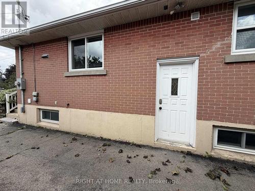 LOWER - 830 BRUCEDALE AVENUE E , Hamilton, Ontario L8T 1L3 3