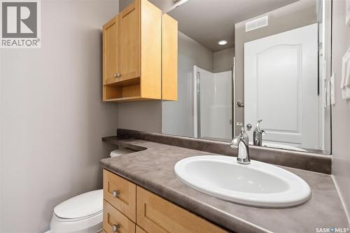 7 110 Dulmage Crescent, Saskatoon, SK - Indoor Photo Showing Bathroom