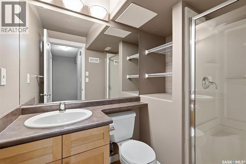 7 110 Dulmage Crescent, Saskatoon, SK - Indoor Photo Showing Bathroom