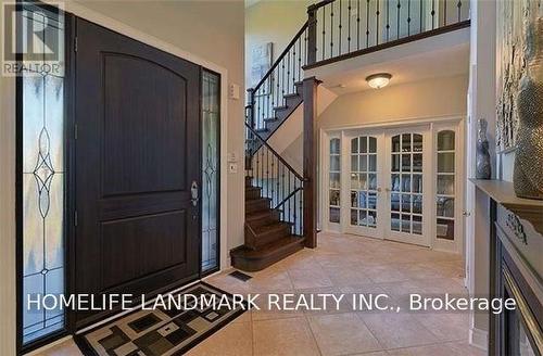 55 LAURENTIAN BOULEVARD , Vaughan, Ontario L6A 2V8 2
