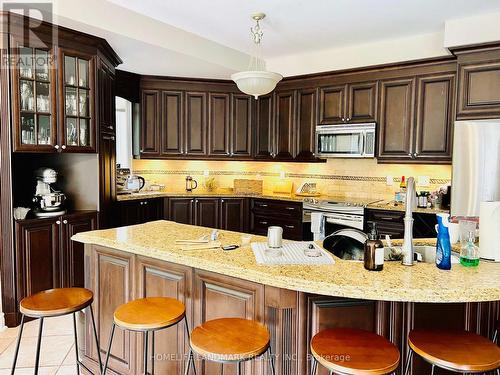 55 LAURENTIAN BOULEVARD , Vaughan, Ontario L6A 2V8 5