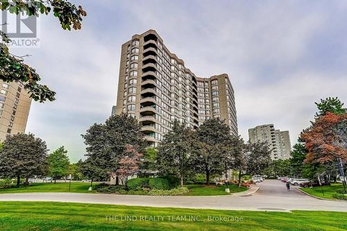 1402 - 7440 BATHURST STREET  Vaughan, ON L4J 7K8