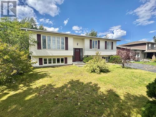 13 Shallow Street  Grand Falls Windsor, NL A2A 2X1