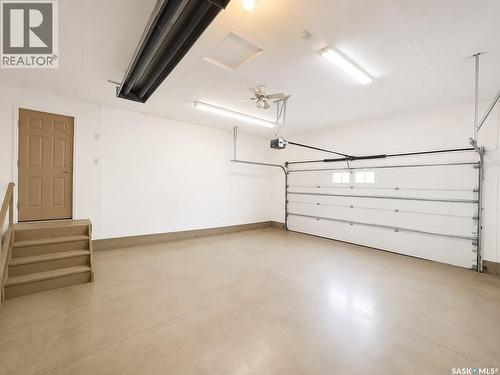 2906 Huget Place, Regina, SK - Indoor Photo Showing Garage