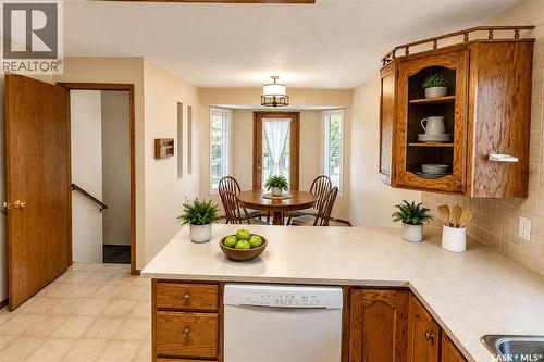 2906 Huget Place, Regina, SK - Indoor