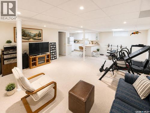 2906 Huget Place, Regina, SK - Indoor