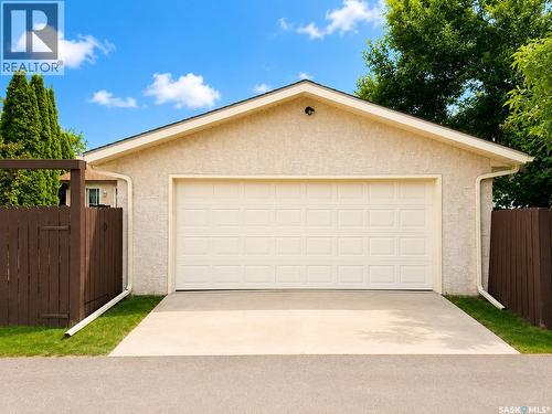 2906 Huget Place, Regina, SK - Outdoor With Exterior