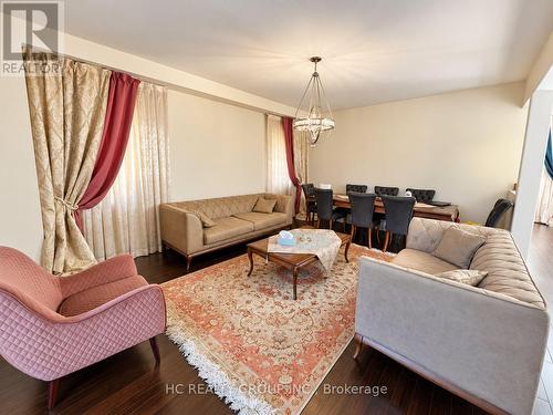 253 RUTHERFORD ROAD , Bradford West Gwillimbury, Ontario L3Z 0X4 5