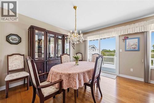 5700 Blackwell Sideroad Unit# 71, Sarnia, ON - Indoor Photo Showing Dining Room