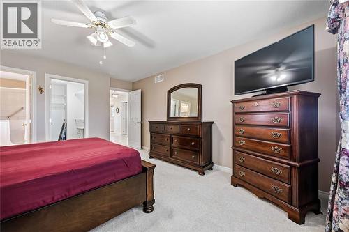 5700 Blackwell Sideroad Unit# 71, Sarnia, ON - Indoor Photo Showing Bedroom