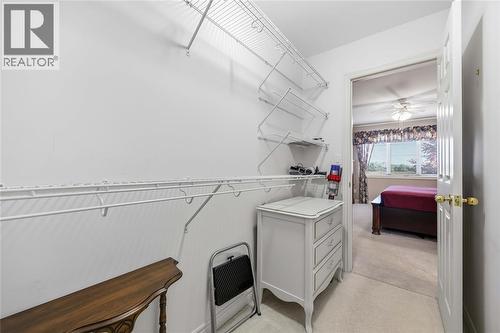 5700 Blackwell Sideroad Unit# 71, Sarnia, ON - Indoor Photo Showing Other Room