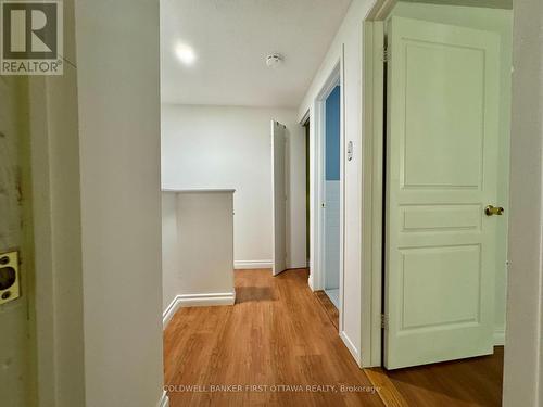19C Sonnet Crescent, Ottawa, ON - Indoor Photo Showing Other Room