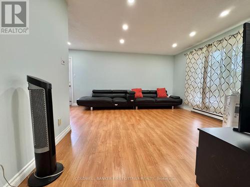 19C Sonnet Crescent, Ottawa, ON - Indoor