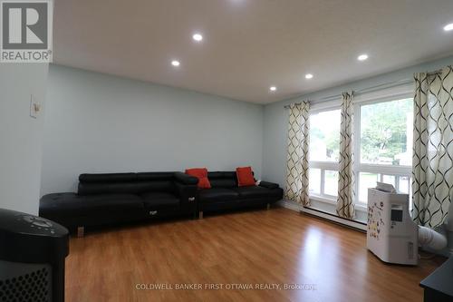 19C Sonnet Crescent, Ottawa, ON - Indoor
