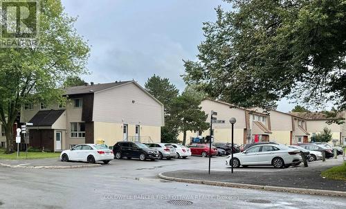 19C Sonnet Crescent, Ottawa, ON - Outdoor