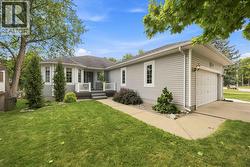 621 ERROL ROAD West Sarnia, ON N7V 2B9