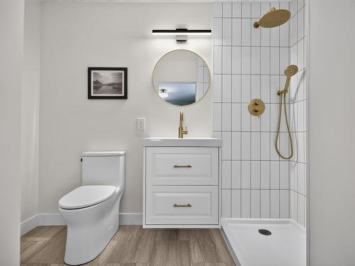 2934 Oxford Street, Halifax, NS - Indoor Photo Showing Bathroom