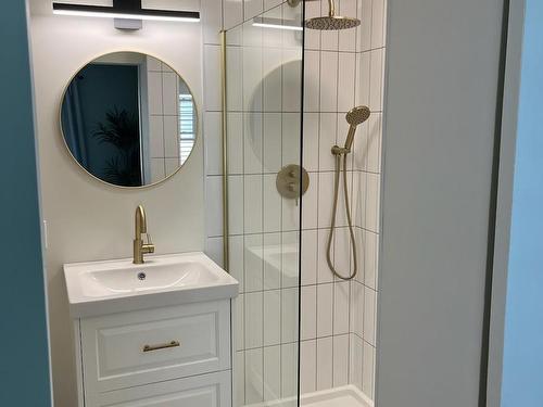 2934 Oxford Street, Halifax, NS - Indoor Photo Showing Bathroom