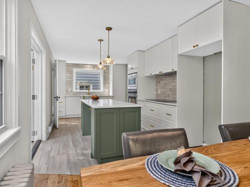 2934 Oxford Street, Halifax, NS - Indoor