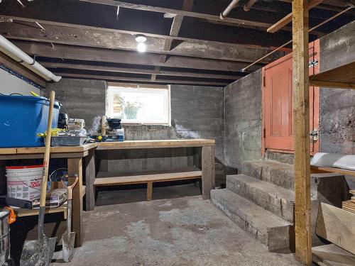 2934 Oxford Street, Halifax, NS - Indoor
