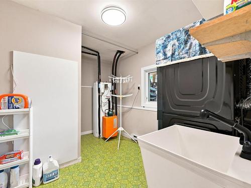 96 Bayview Road, Halifax, NS - Indoor Photo Showing Laundry Room