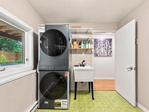 96 Bayview Road, Halifax, NS - Indoor Photo Showing Laundry Room