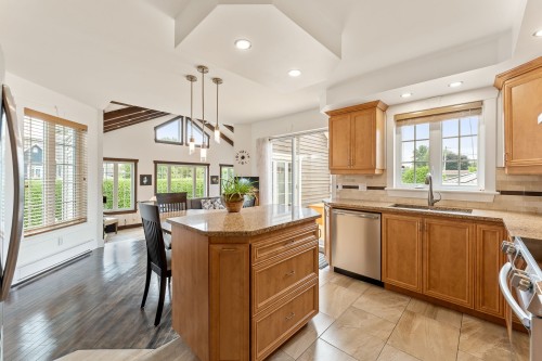 Cuisine - 160 Rue Des Marguerites E., Farnham, QC - Indoor Photo Showing Kitchen