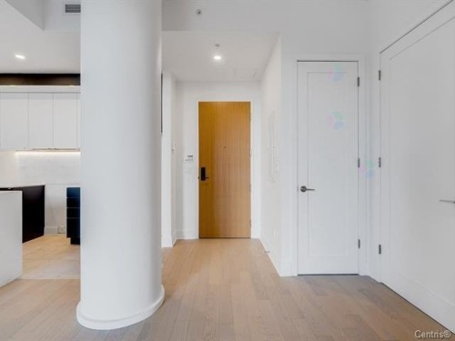 Overall view - 1021-5175 Rue Mackenzie, Montréal (Côte-Des-Neiges/Notre-Dame-De-Grâce), QC - Indoor Photo Showing Other Room