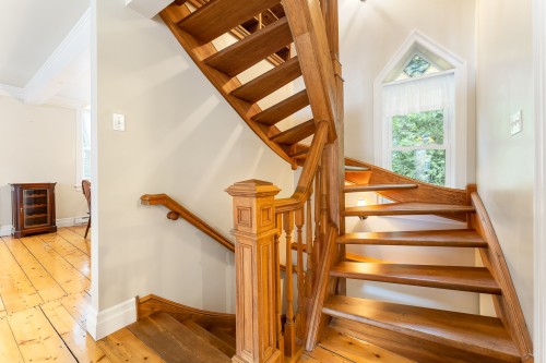 Staircase - 236C Ch. De Mystic, Saint-Ignace-De-Stanbridge, QC - Indoor Photo Showing Other Room