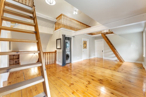 Interior - 236C Ch. De Mystic, Saint-Ignace-De-Stanbridge, QC - Indoor Photo Showing Other Room