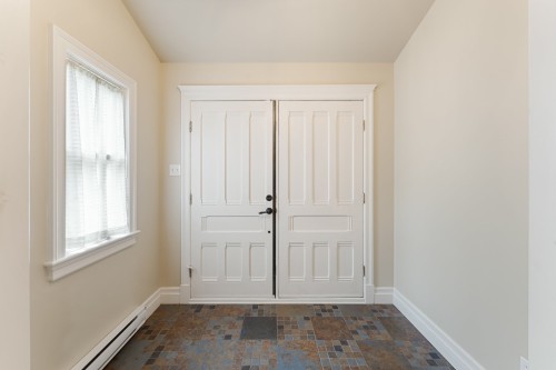 Mud Room - 236C Ch. De Mystic, Saint-Ignace-De-Stanbridge, QC - Indoor Photo Showing Other Room