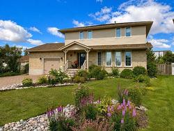 108 Flamingo Drive Thunder Bay, ON P7B 6K1