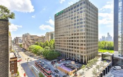 802-111 St Clair Avenue WToronto, ON M4V 1N5