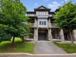 44 Southshore Crescent Hamilton, ON L8E 0J3
