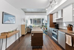 333-1030 King Street WToronto, ON M6K 0B4
