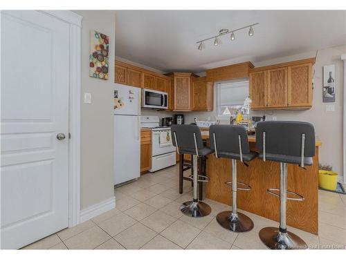 33-35 Barnaby St, Moncton, NB - Indoor Photo Showing Kitchen