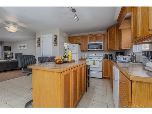 33-35 Barnaby St, Moncton, NB - Indoor Photo Showing Kitchen