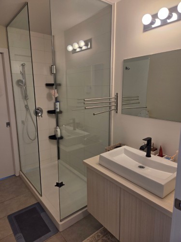 Salle de bains - 616-125 Rue Chabanel O., Montréal (Ahuntsic-Cartierville), QC - Indoor Photo Showing Bathroom
