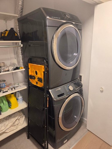 Salle de lavage - 616-125 Rue Chabanel O., Montréal (Ahuntsic-Cartierville), QC - Indoor Photo Showing Laundry Room